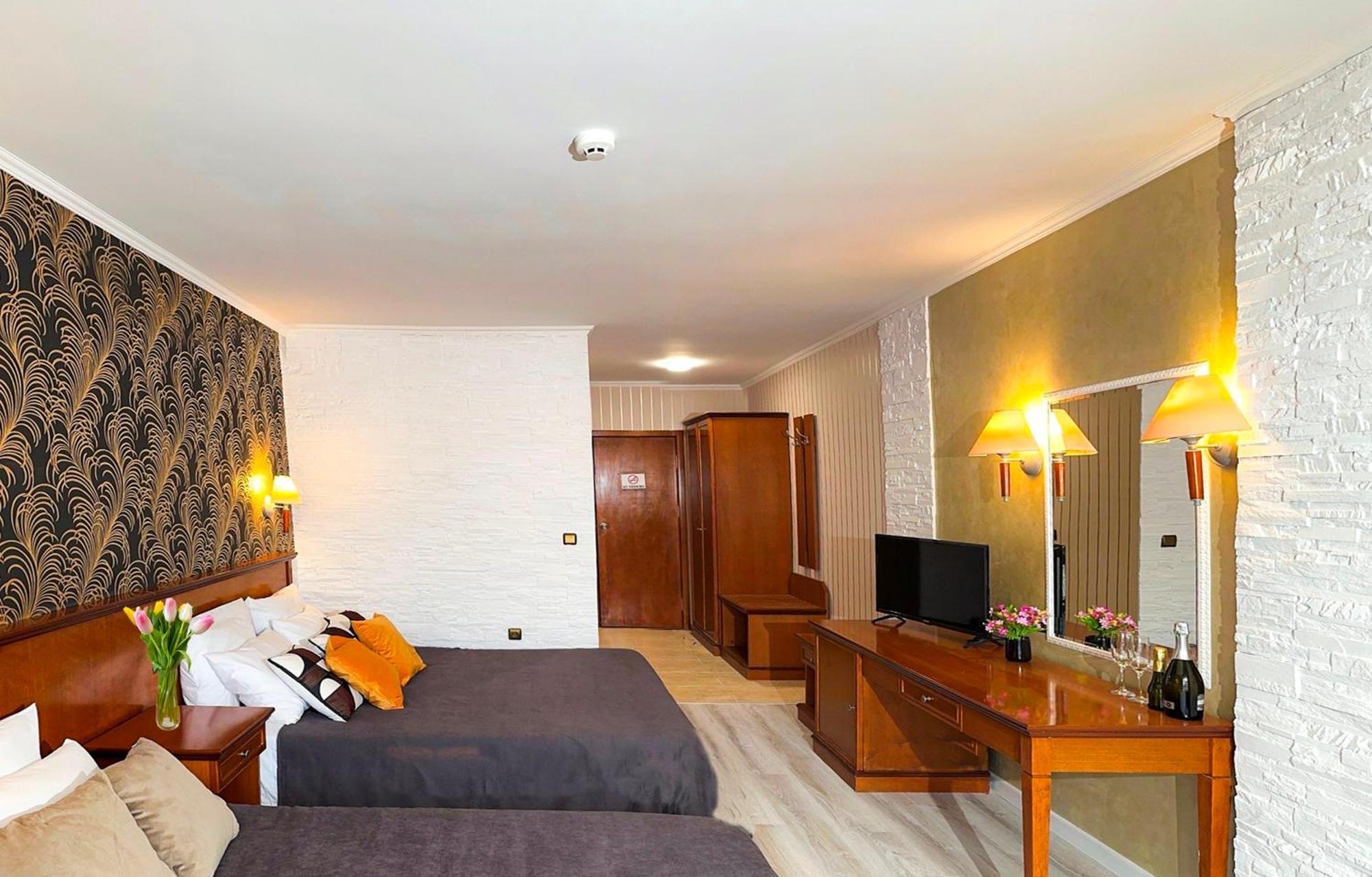 Hotel Yo Sankt Konstantin & Helena Eksteriør billede